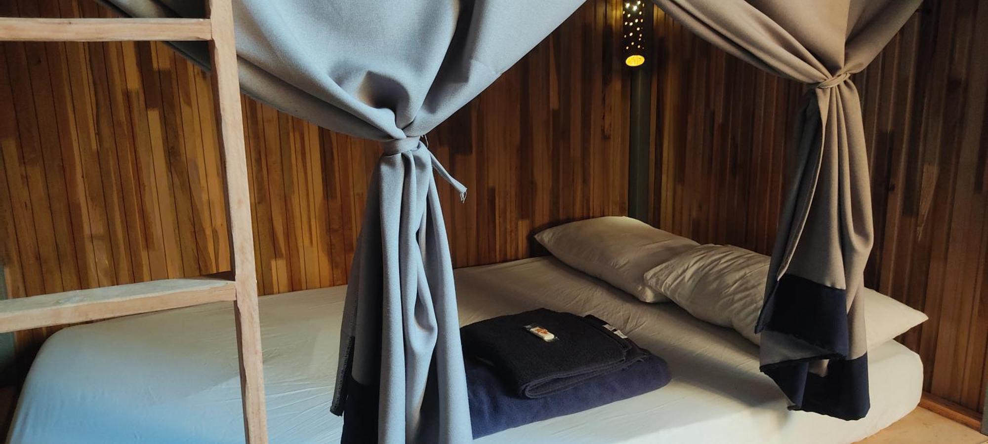 Mediterraneo Youth Hostel 亚松森 外观 照片